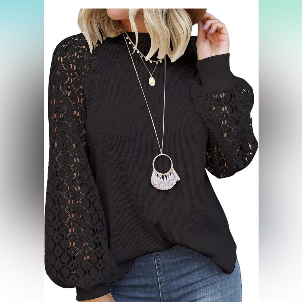 Miholl long sleeve knit shirt with lace balloon sleeves